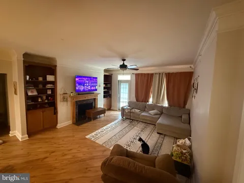 12001 OLD VINE BOULEVARD #305