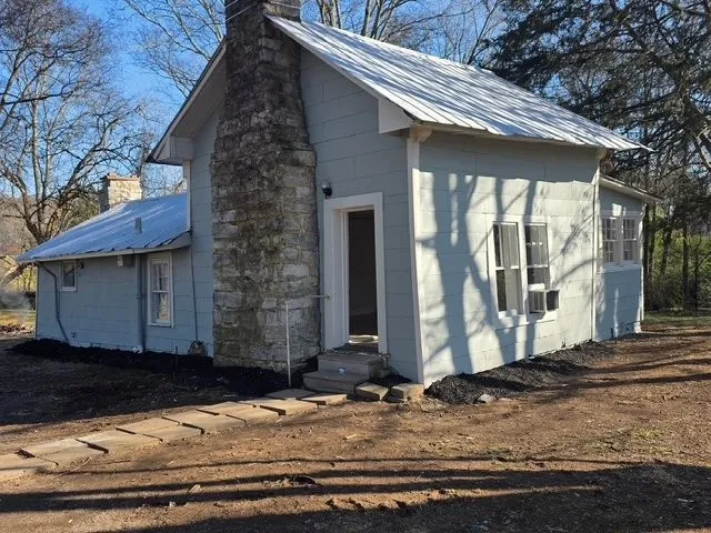 18 Brown Teal Rd Petersburg, TN 37144