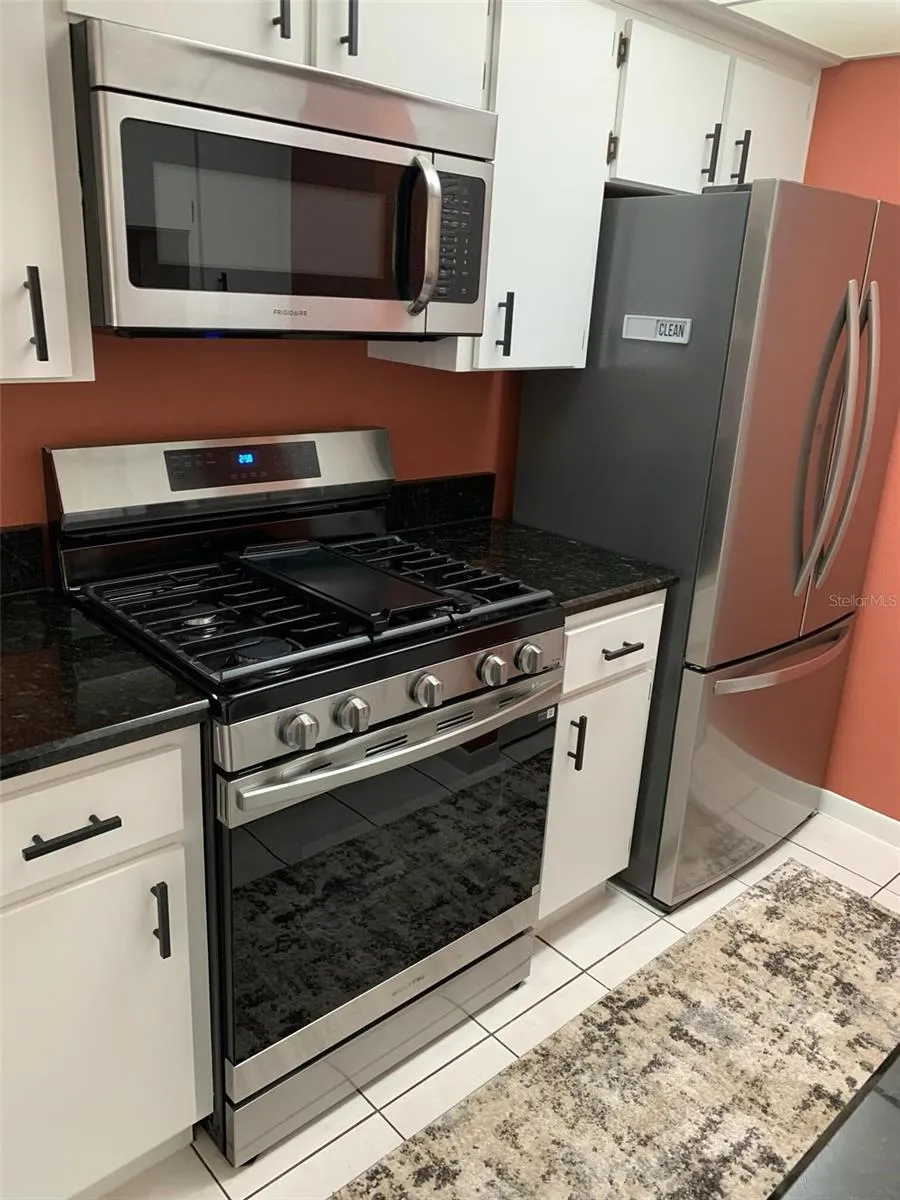1103 CYPRESS GARDENS BOULEVARD #13 Winter Haven, FL 33884