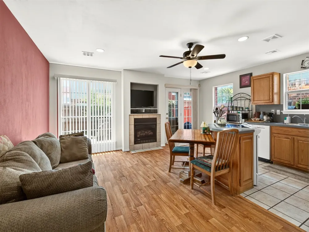 308 W K STREET Jenks, OK 74037