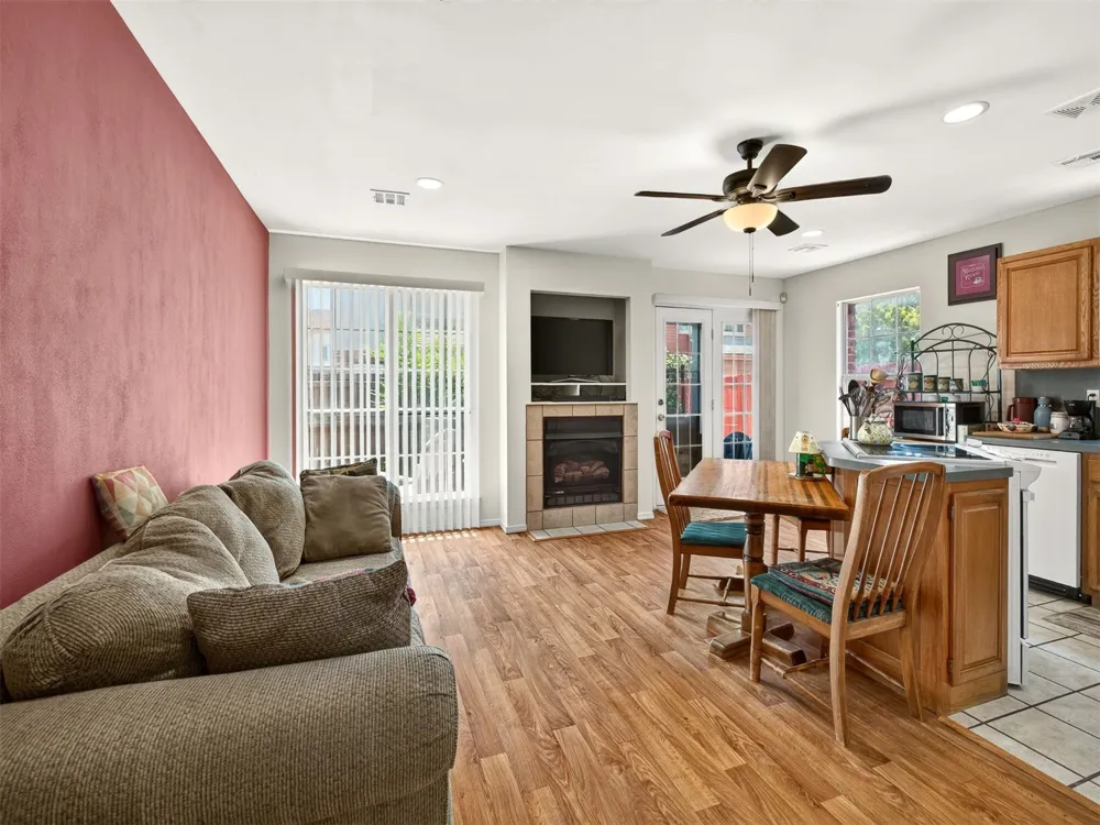 308 W K STREET Jenks, OK 74037