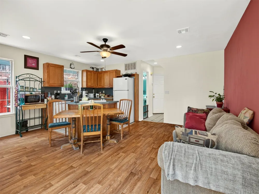 308 W K STREET Jenks, OK 74037