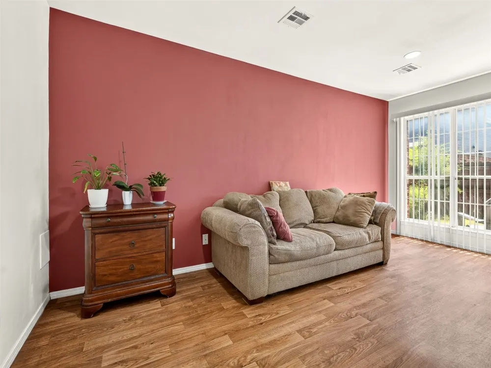 308 W K STREET Jenks, OK 74037