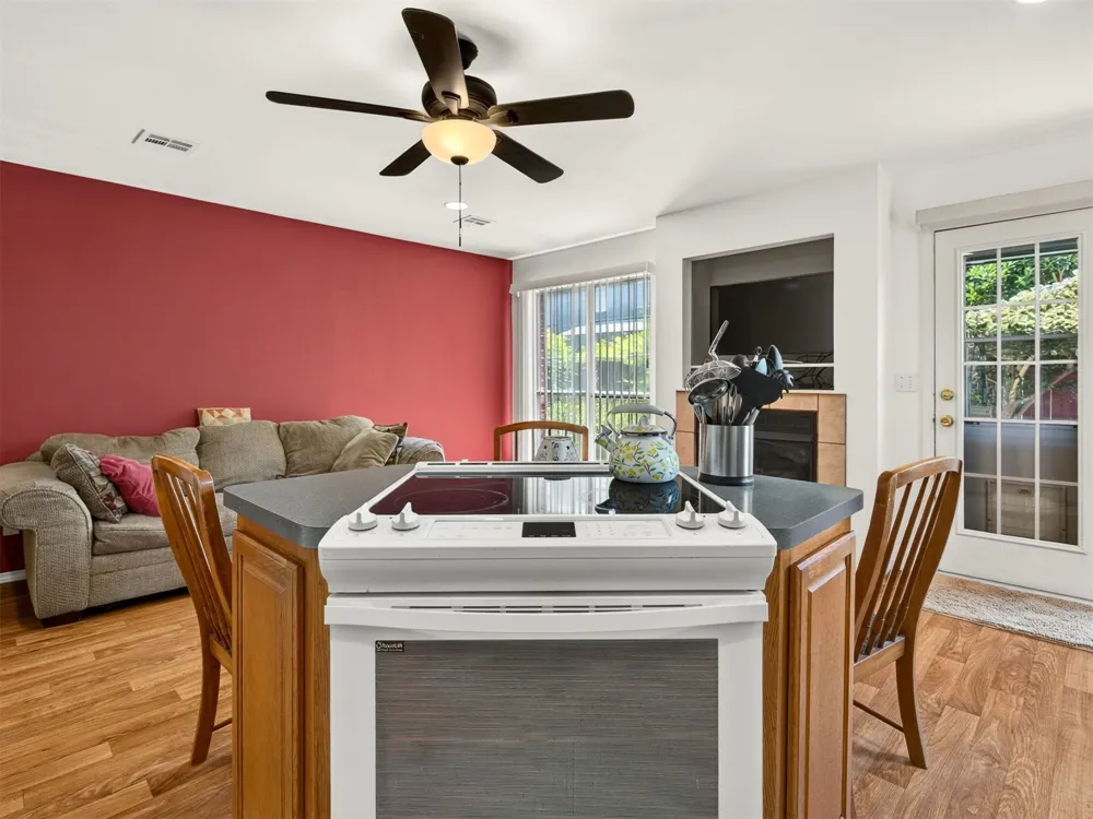 308 W K STREET Jenks, OK 74037