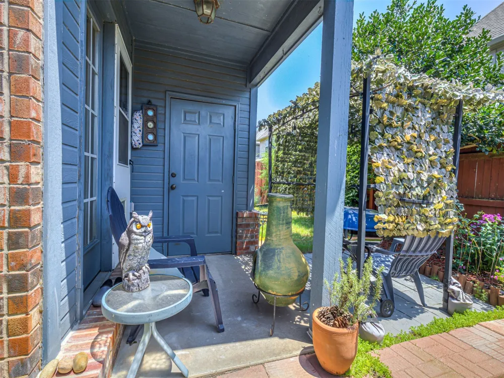308 W K STREET Jenks, OK 74037