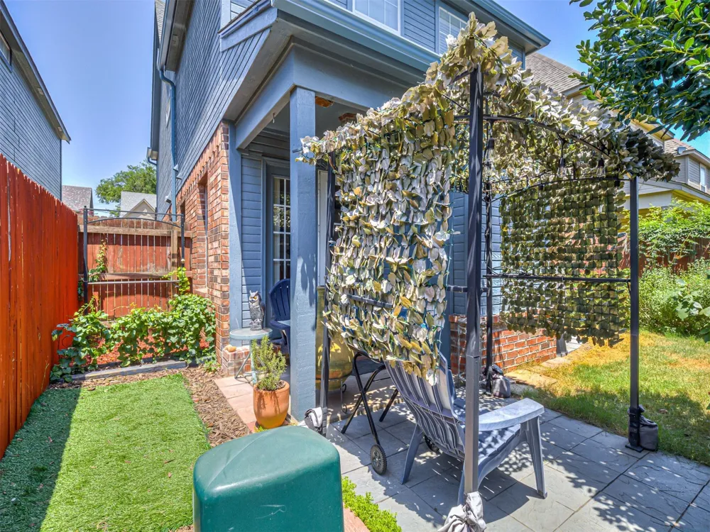 308 W K STREET Jenks, OK 74037