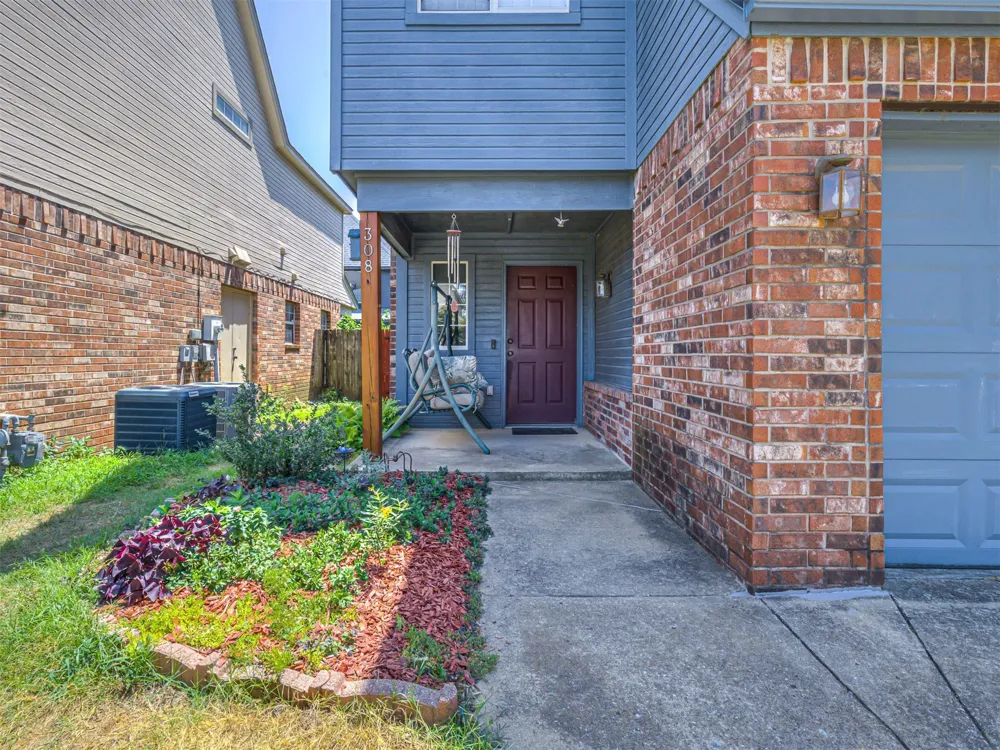 308 W K STREET Jenks, OK 74037