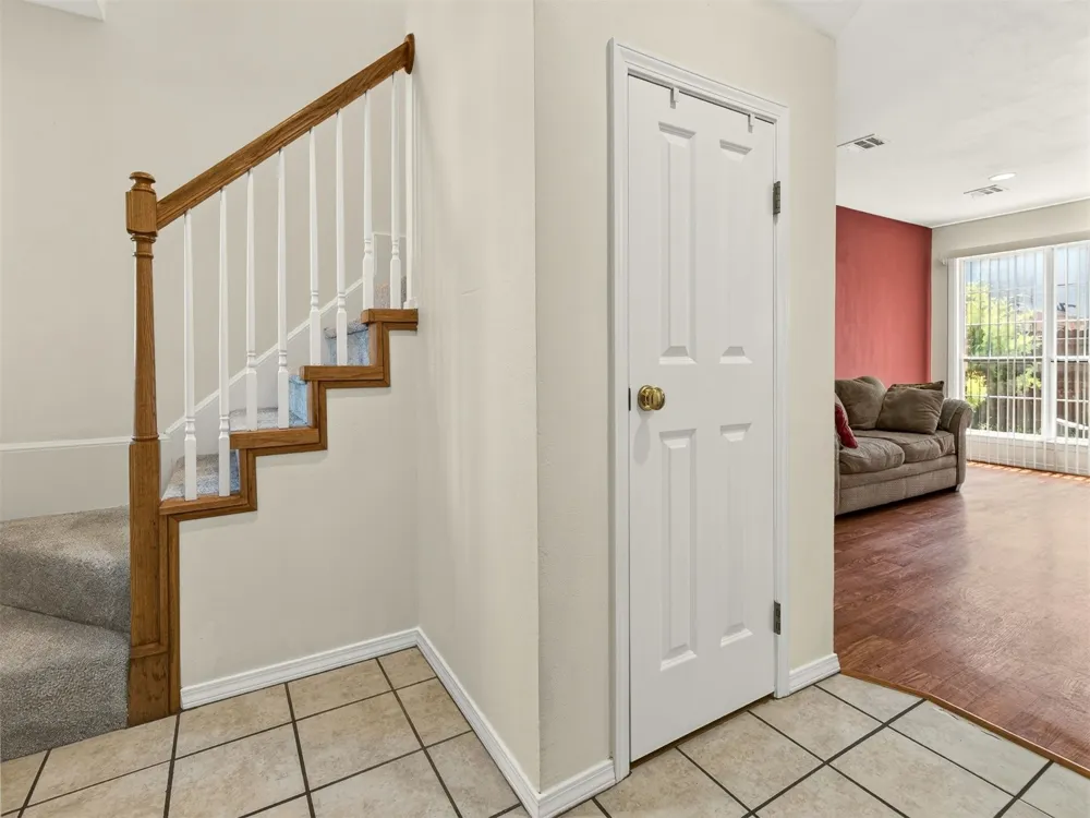 308 W K STREET Jenks, OK 74037