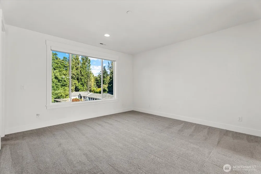 16914 1st Place S Burien, WA 98148