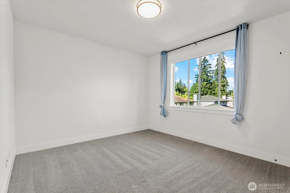 16914 1st Place S Burien, WA 98148