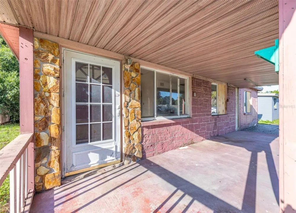 8528 92ND TERRACE Seminole, FL 33777
