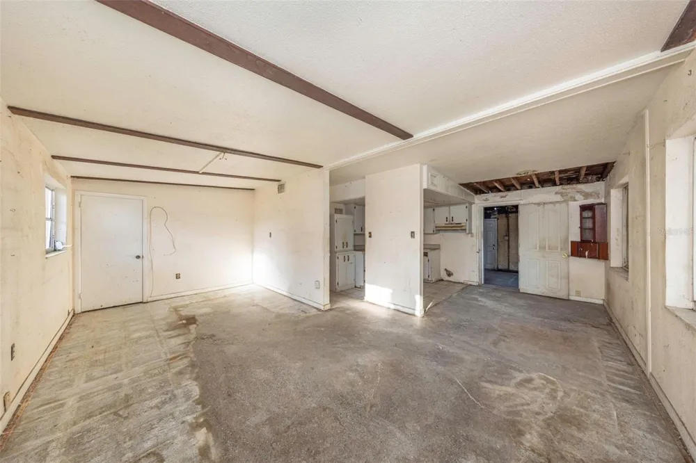 8528 92ND TERRACE Seminole, FL 33777