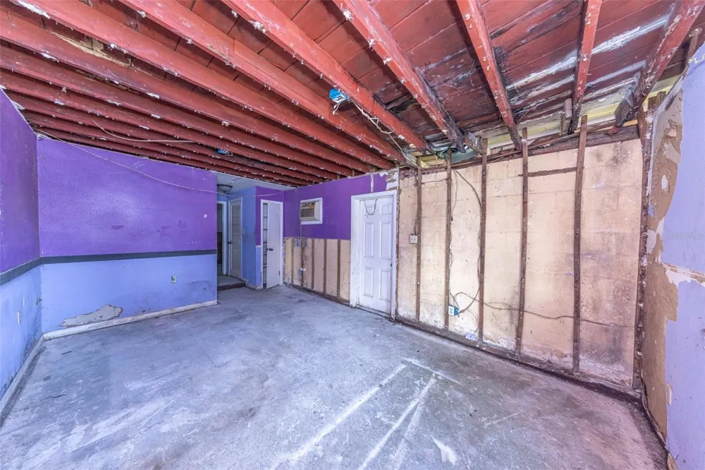 8528 92ND TERRACE Seminole, FL 33777