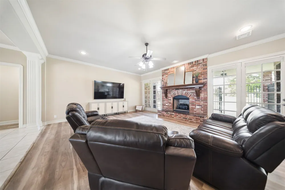 9728 S 431 ROAD Chouteau, OK 74337