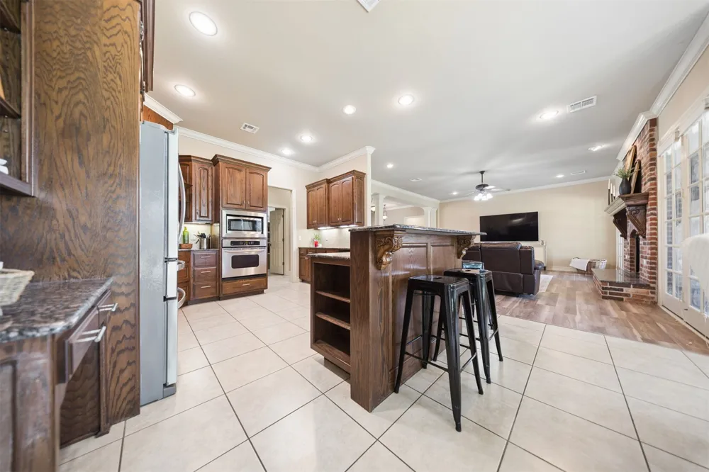9728 S 431 ROAD Chouteau, OK 74337