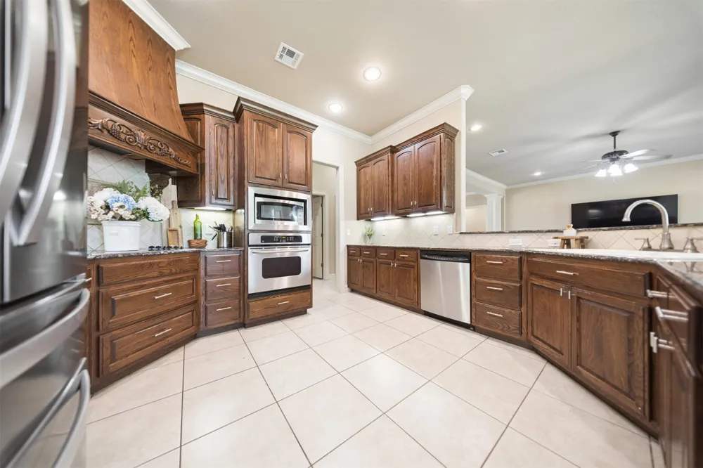9728 S 431 ROAD Chouteau, OK 74337