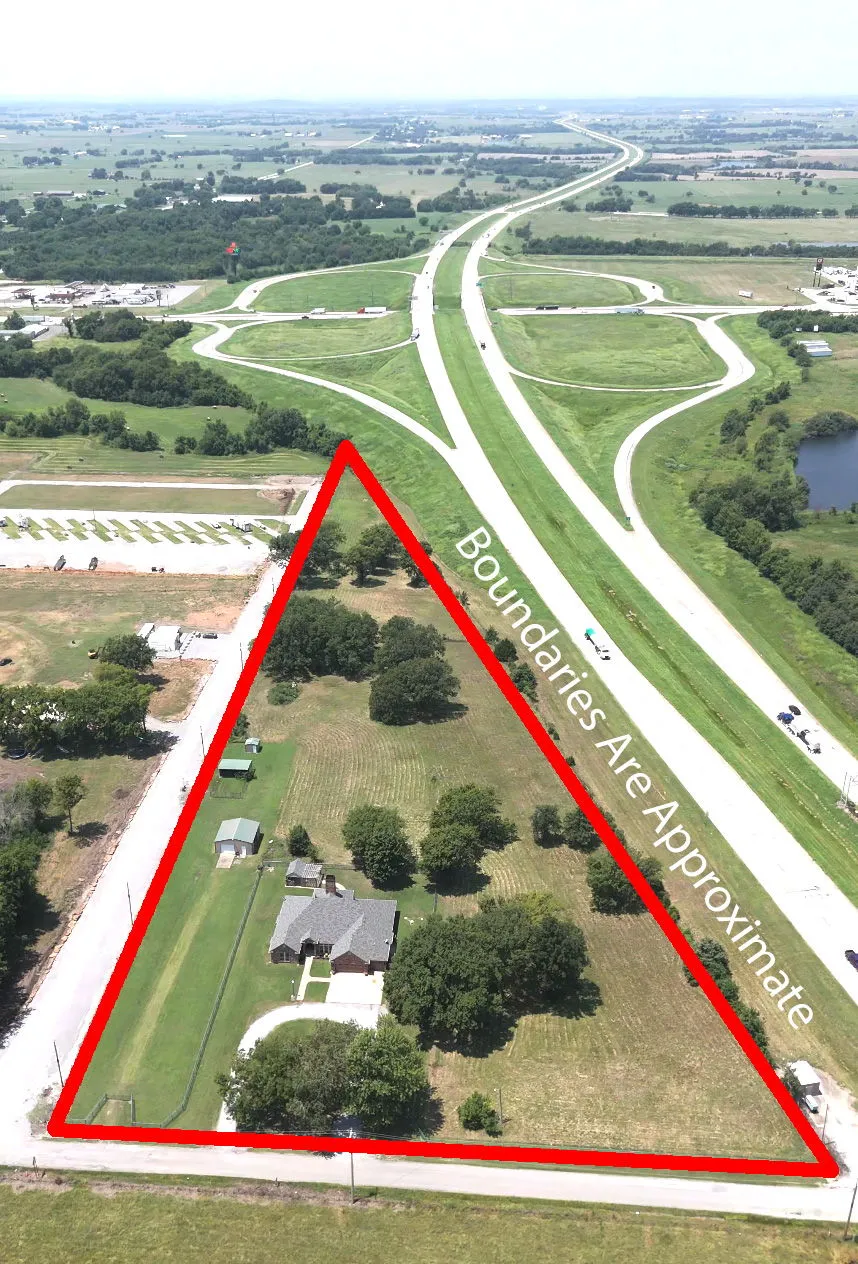 9728 S 431 ROAD Chouteau, OK 74337