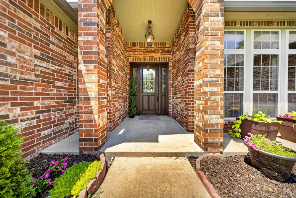 9728 S 431 ROAD Chouteau, OK 74337