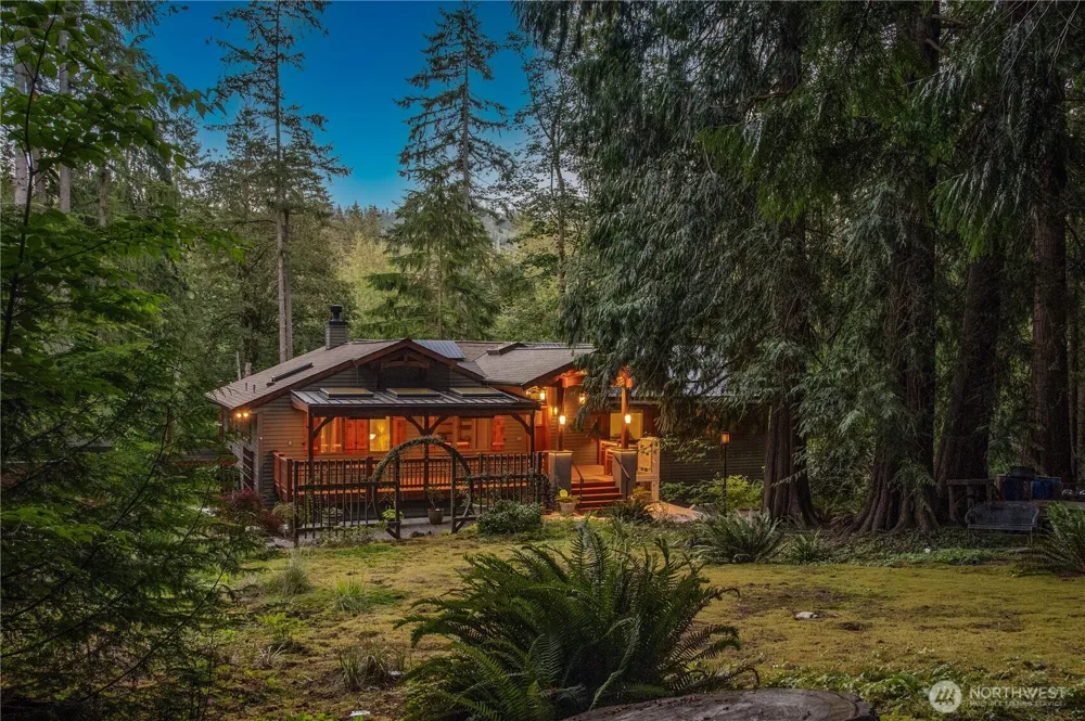 14808 260th Avenue SE Issaquah, WA 98027