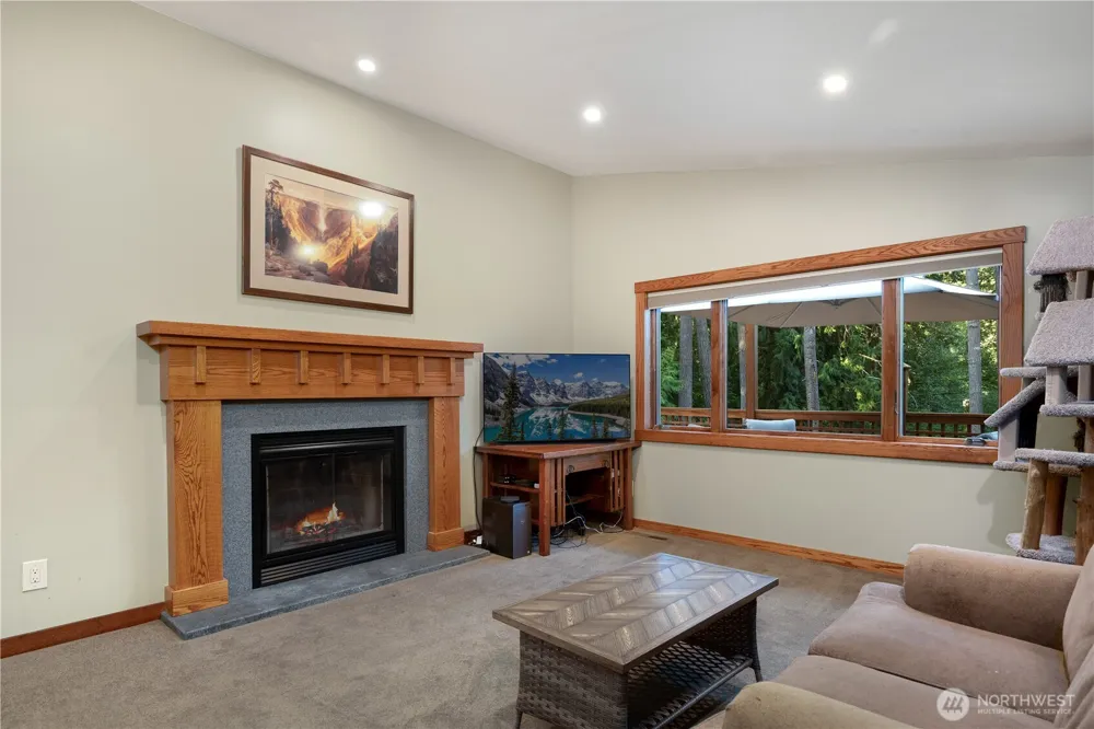 14808 260th Avenue SE Issaquah, WA 98027