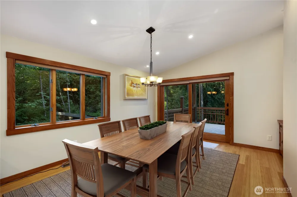 14808 260th Avenue SE Issaquah, WA 98027