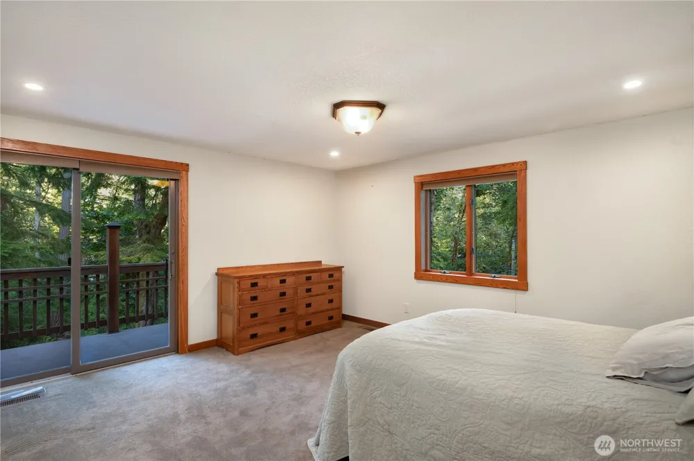14808 260th Avenue SE Issaquah, WA 98027