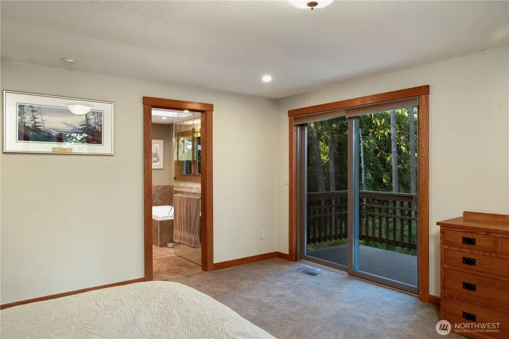 14808 260th Avenue SE Issaquah, WA 98027