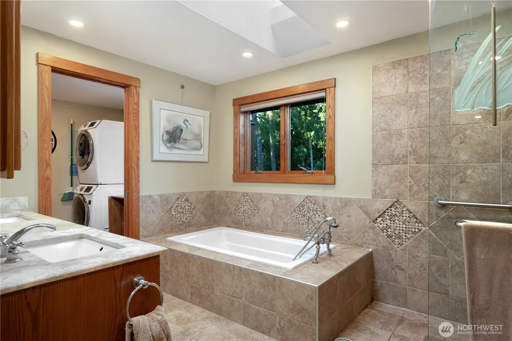 14808 260th Avenue SE Issaquah, WA 98027
