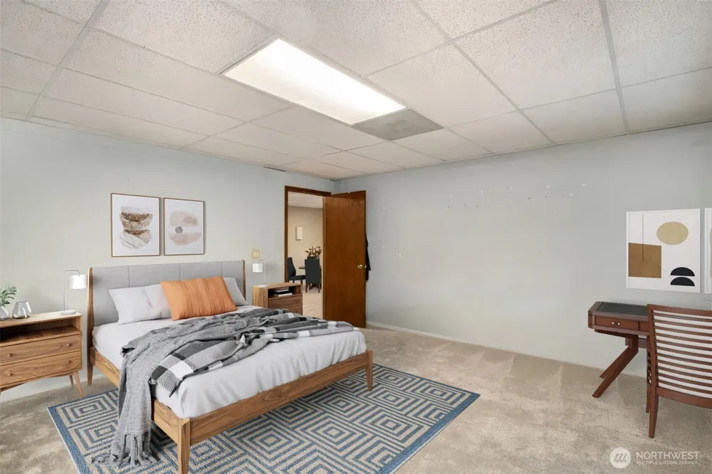 14808 260th Avenue SE Issaquah, WA 98027