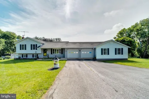 1423 HALLOWELL LANE