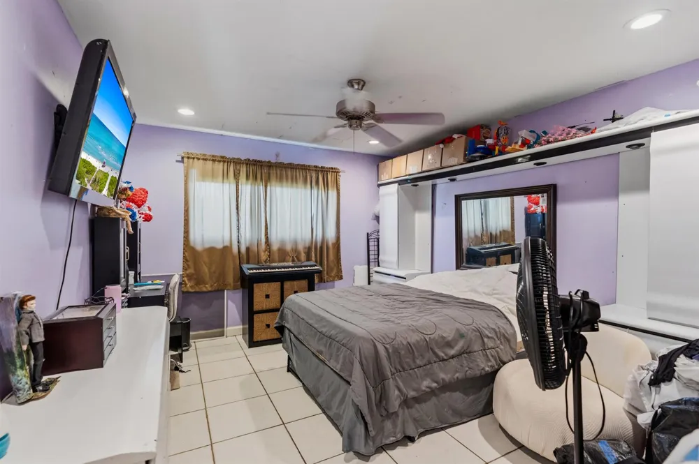 11951 SW 51st Street Cooper City, FL 33330