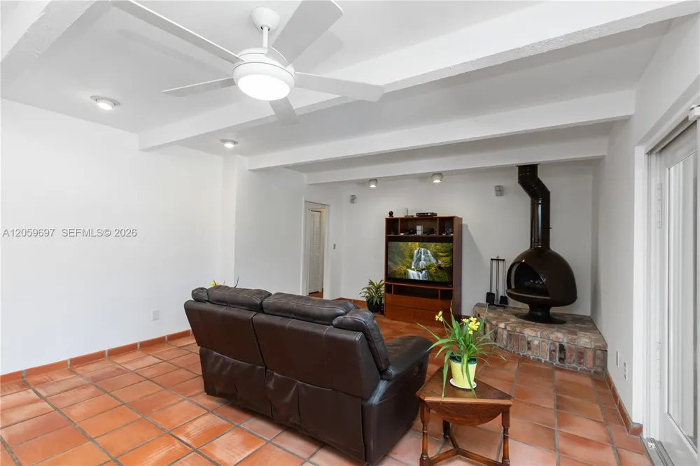 8520 SW 119 Street Unincorporated Dade County, FL 33156