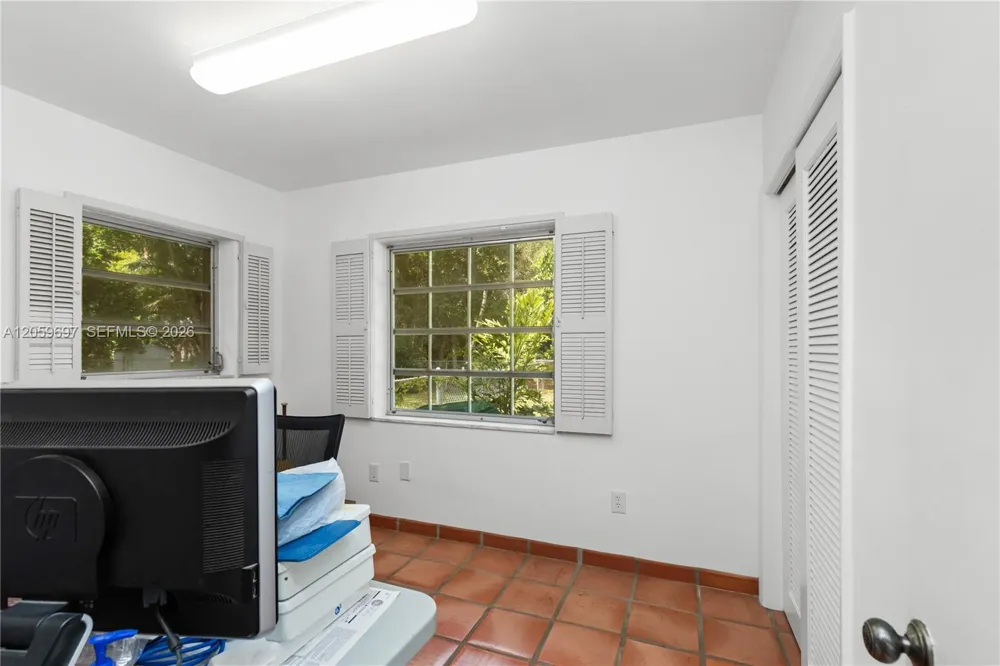 8520 SW 119 Street Unincorporated Dade County, FL 33156