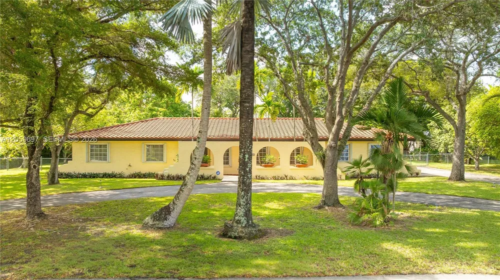 8520 SW 119 Street Unincorporated Dade County, FL 33156