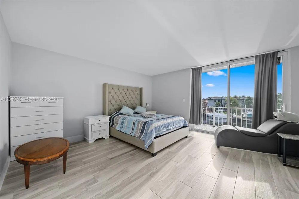 613 NE 26th Ave #613 Hallandale Beach, FL 33009