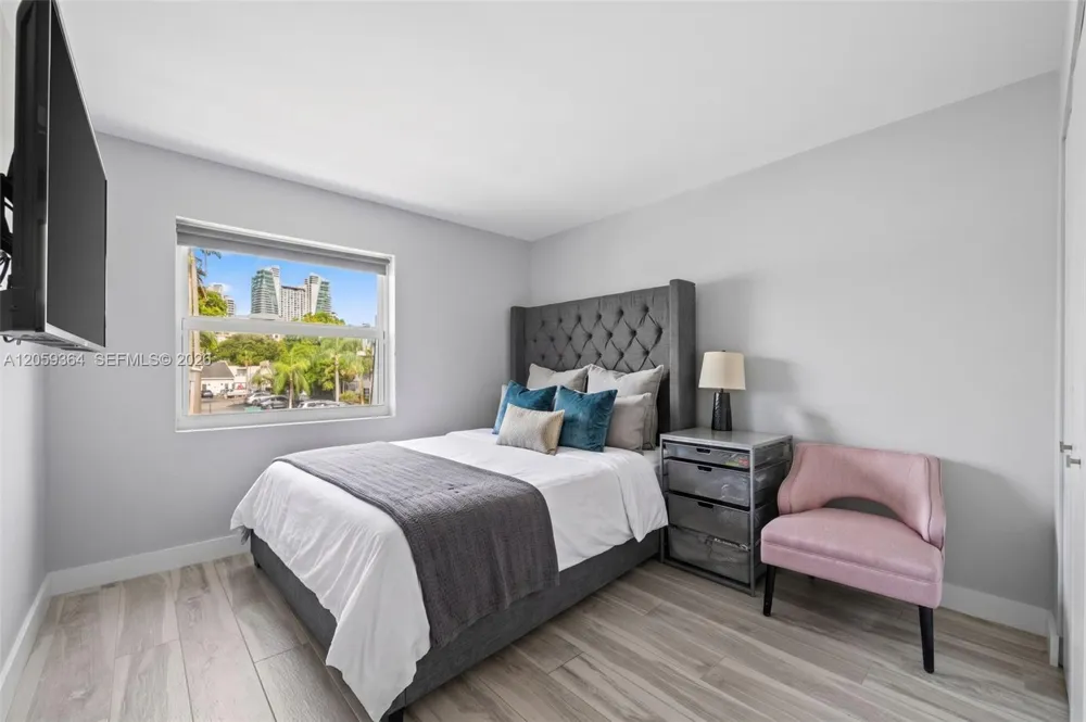 613 NE 26th Ave #613 Hallandale Beach, FL 33009