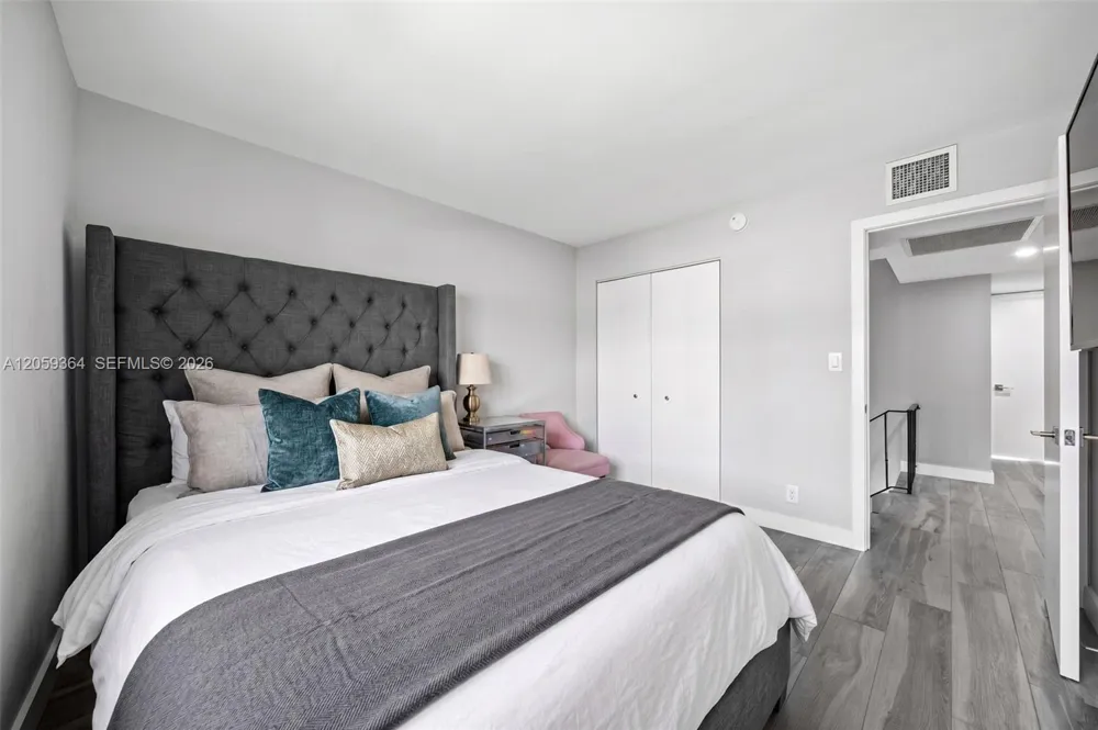 613 NE 26th Ave #613 Hallandale Beach, FL 33009