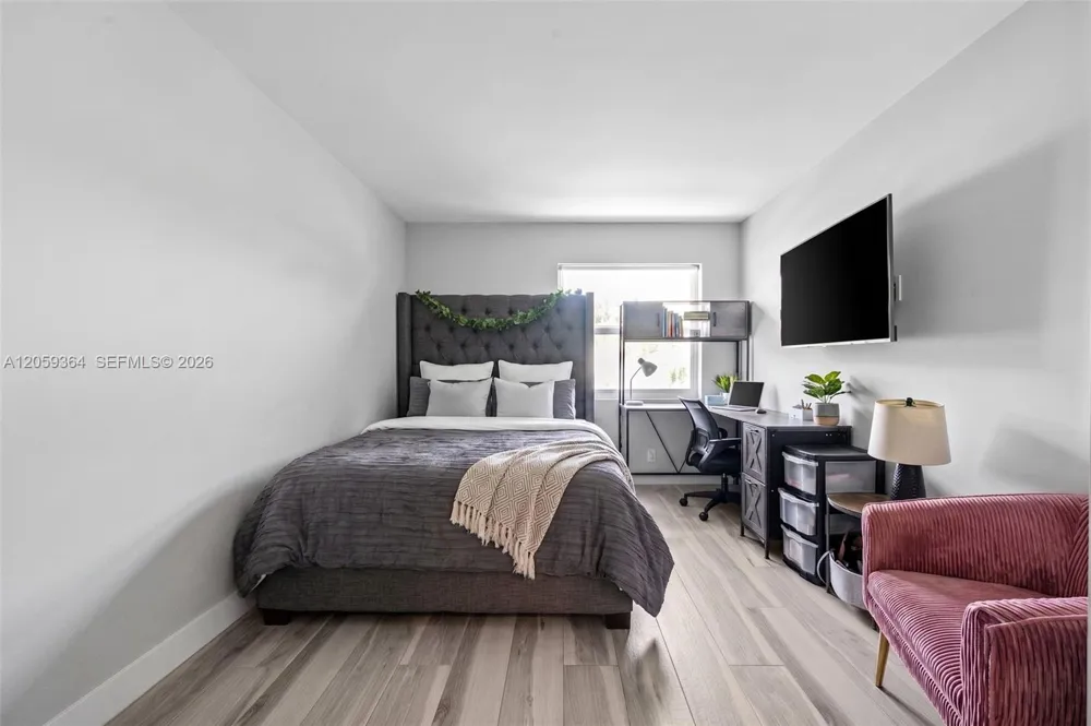 613 NE 26th Ave #613 Hallandale Beach, FL 33009