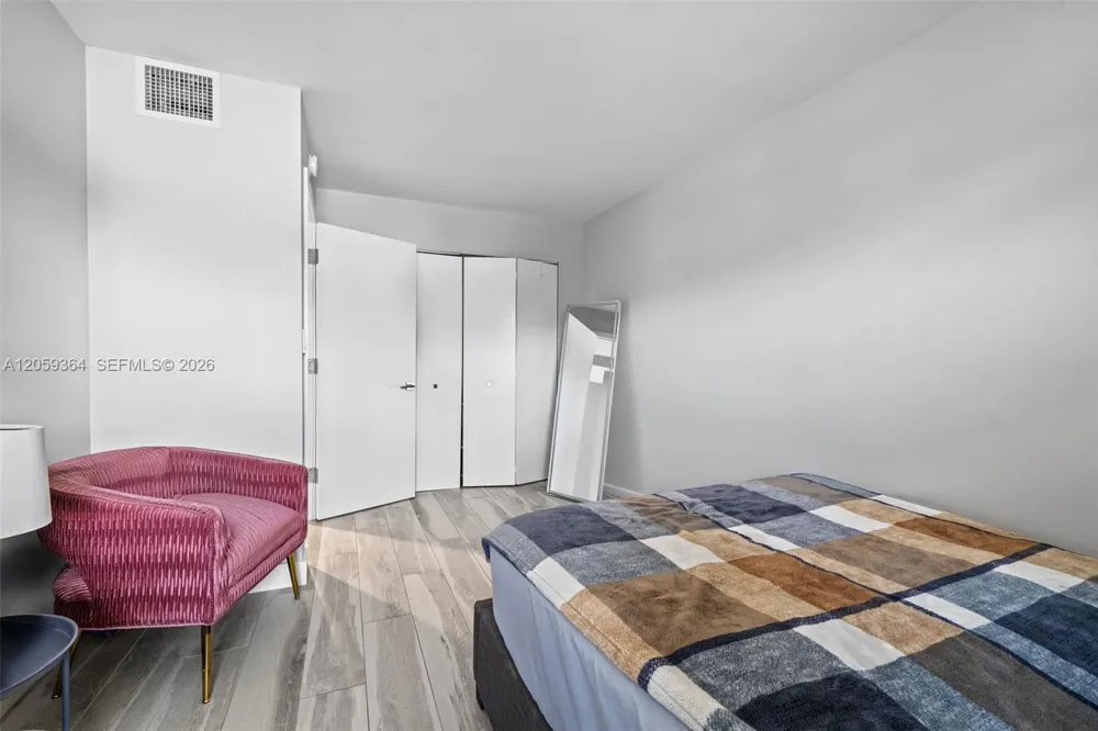 613 NE 26th Ave #613 Hallandale Beach, FL 33009