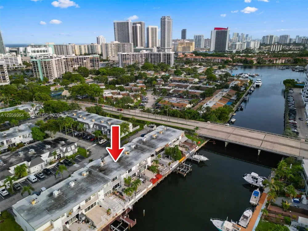 613 NE 26th Ave #613 Hallandale Beach, FL 33009