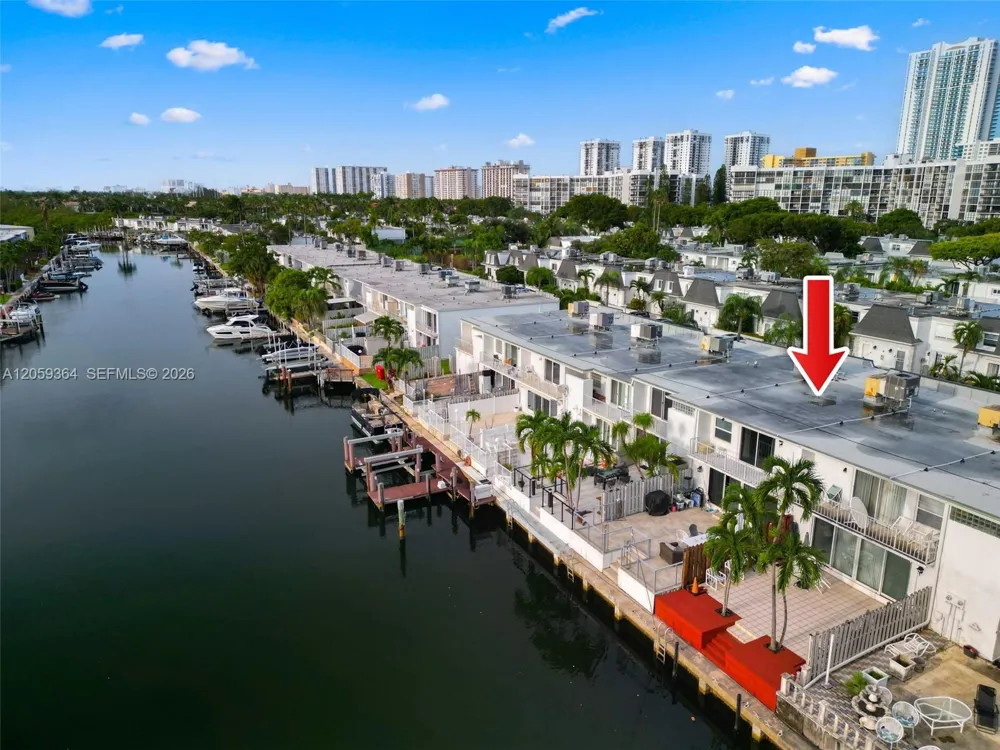 613 NE 26th Ave #613 Hallandale Beach, FL 33009