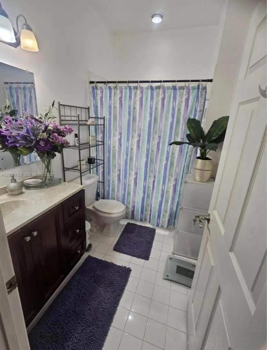 2200 NW 72nd Way #2200 Pembroke Pines, FL 33024