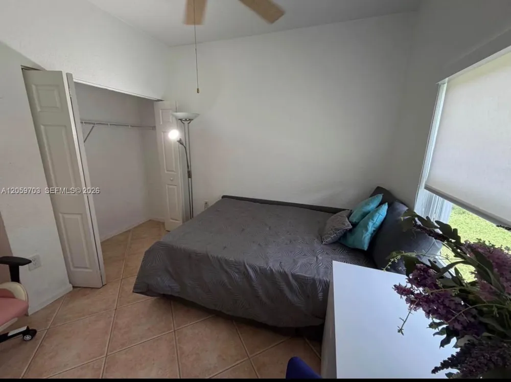 2200 NW 72nd Way #2200 Pembroke Pines, FL 33024