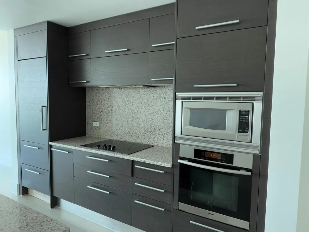 900 Biscayne Boulevard #2807 Miami, FL 33132
