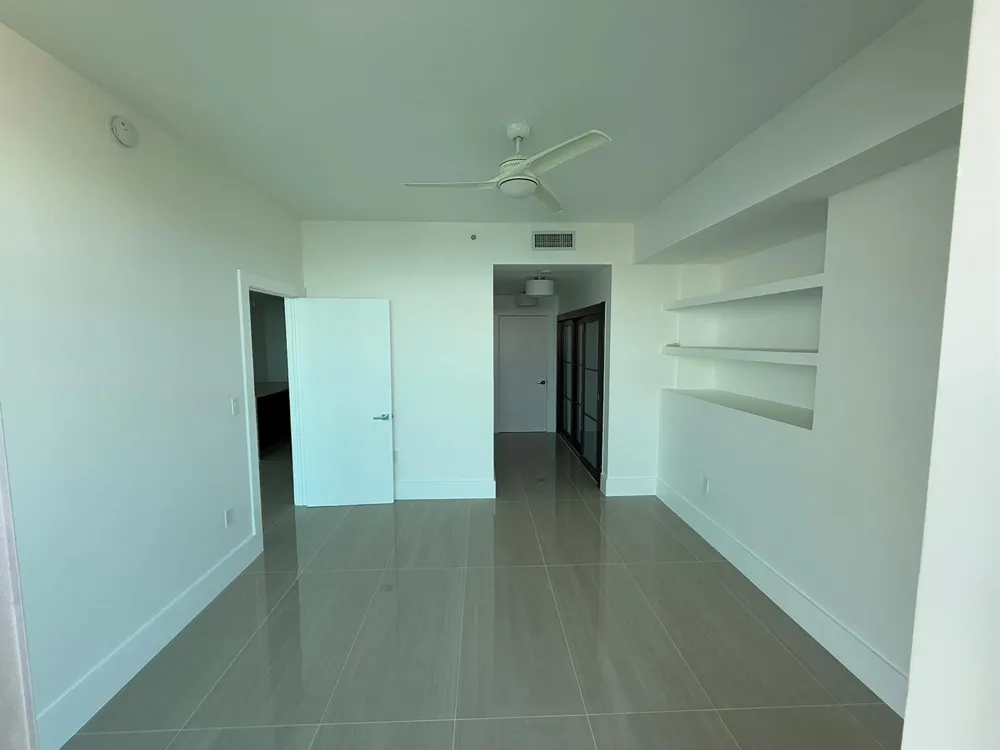 900 Biscayne Boulevard #2807 Miami, FL 33132