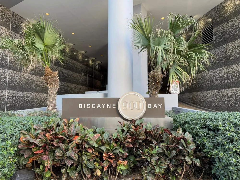 900 Biscayne Boulevard #2807 Miami, FL 33132