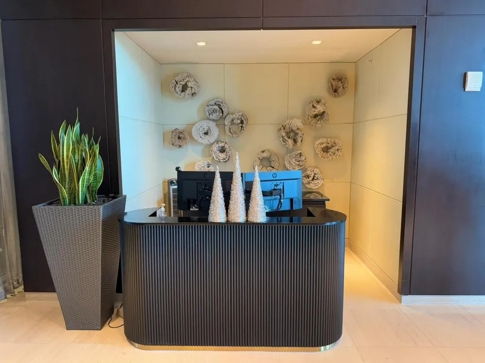 900 Biscayne Boulevard #2807 Miami, FL 33132