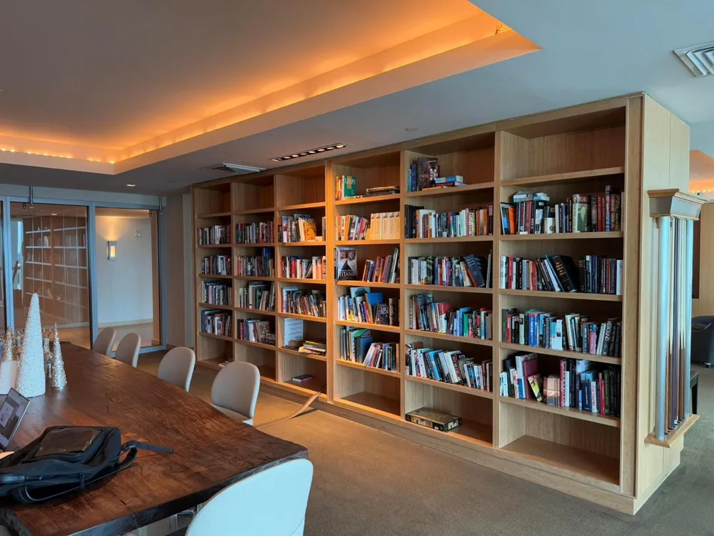 900 Biscayne Boulevard #2807 Miami, FL 33132