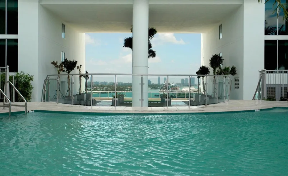 900 Biscayne Boulevard #2807 Miami, FL 33132