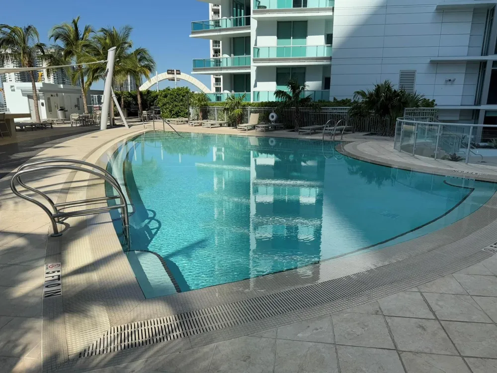 900 Biscayne Boulevard #2807 Miami, FL 33132